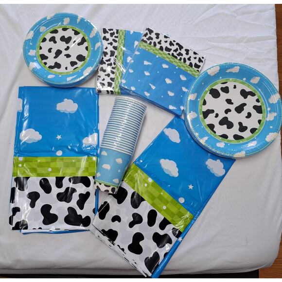 122 Pcs Sky Clouds Birthday Party Cow - Picture 1 of 5